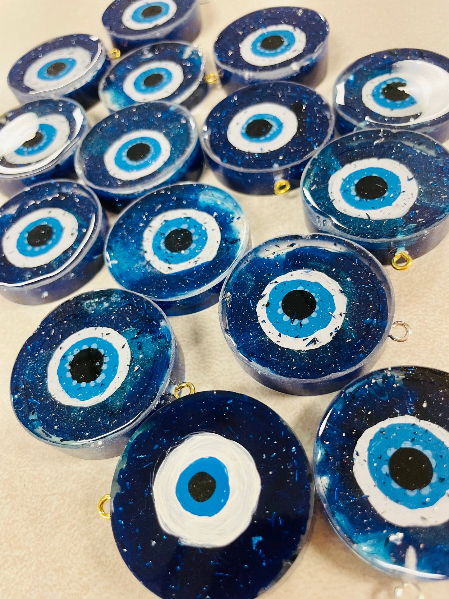 Resin Glitter Evil Eye Protection Keychain Amulets, Handmade, Blue