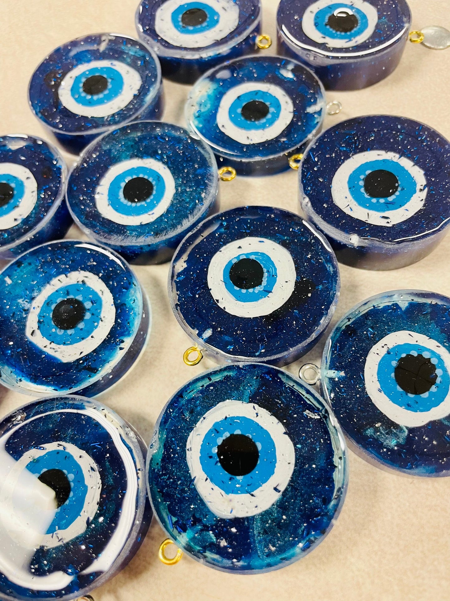 Resin Glitter Evil Eye Protection Keychain Amulets, Handmade, Blue