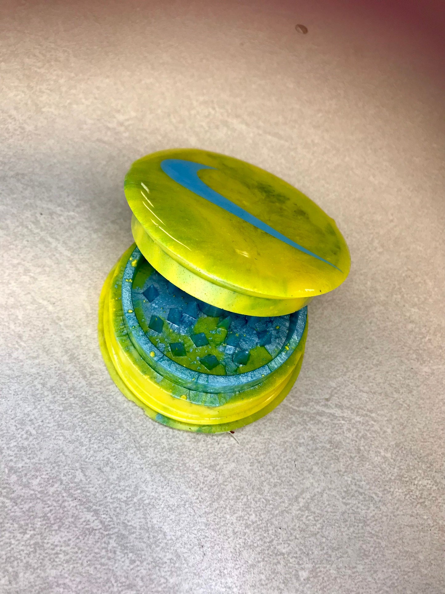 Yellow and Blue Check Mark Grinder, Two-Color Resin Herb Grinder, 2pc