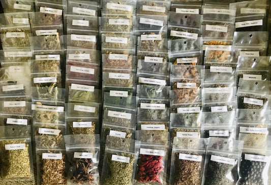 Witchcraft Herbs, Choose 5,10,20,40,70 - Bagged Herbs - Herbs A-Z - Over 100 different herbs, roots, and flowers available!